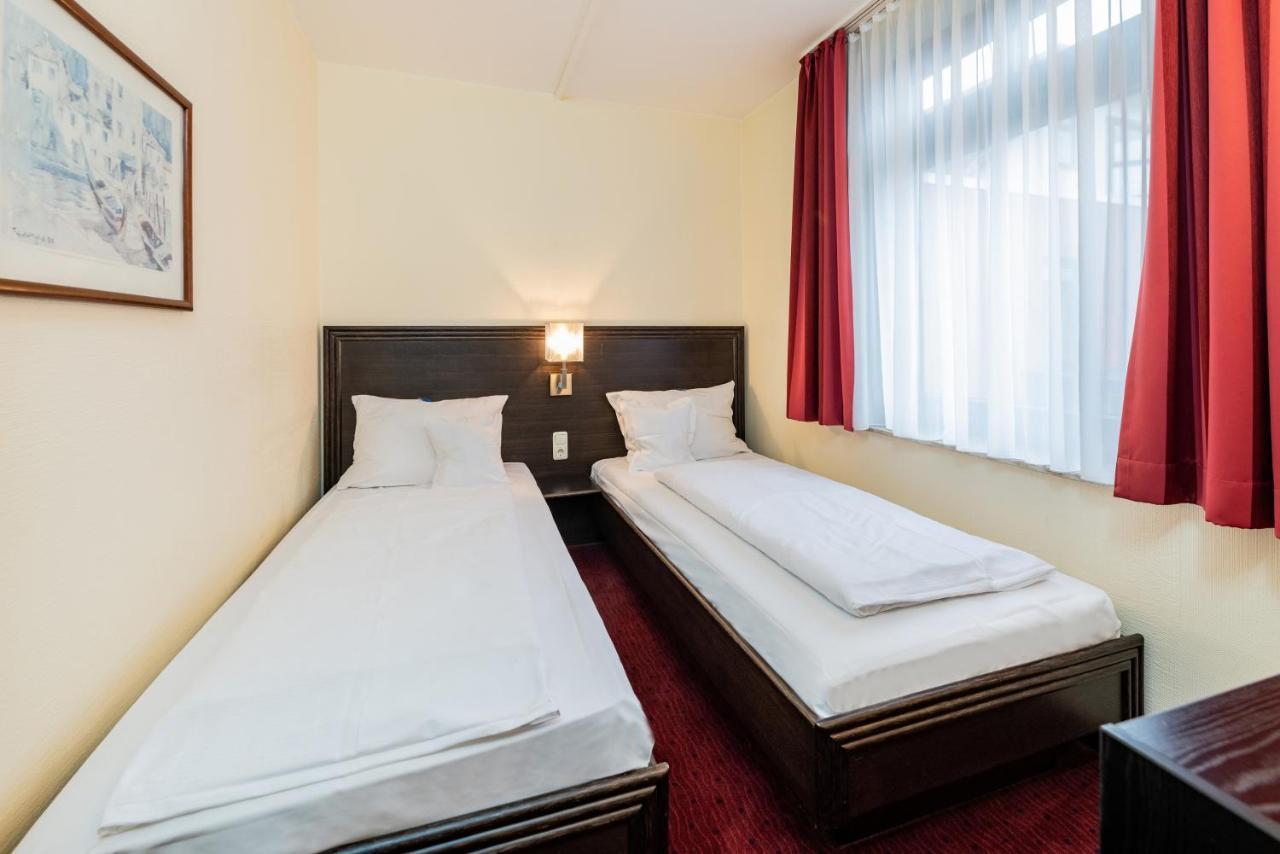 Goebel'S Seehotel Diemelsee Εξωτερικό φωτογραφία